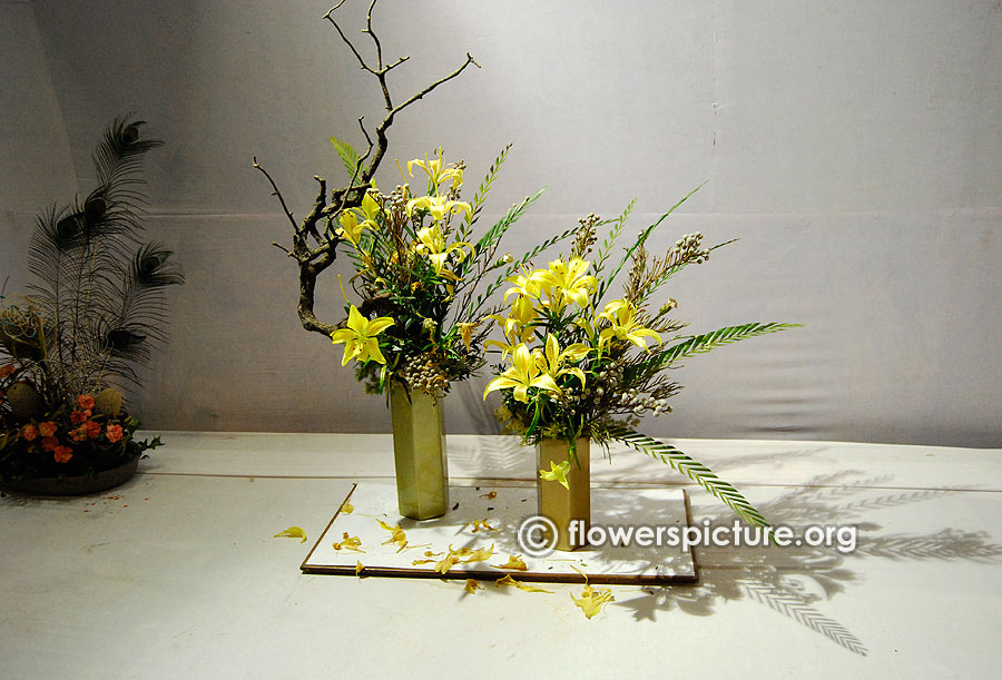 Lily flower vase